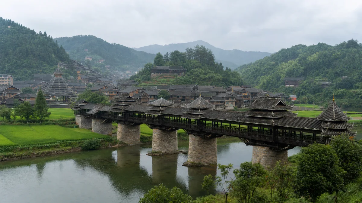 Chengyang Eight Villages: Cross the Bridge into Dong Life