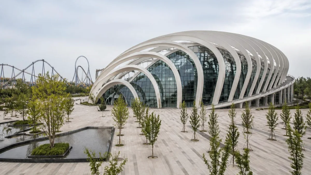 China Dinosaurs Park: The Province With Zero Dinosaurs