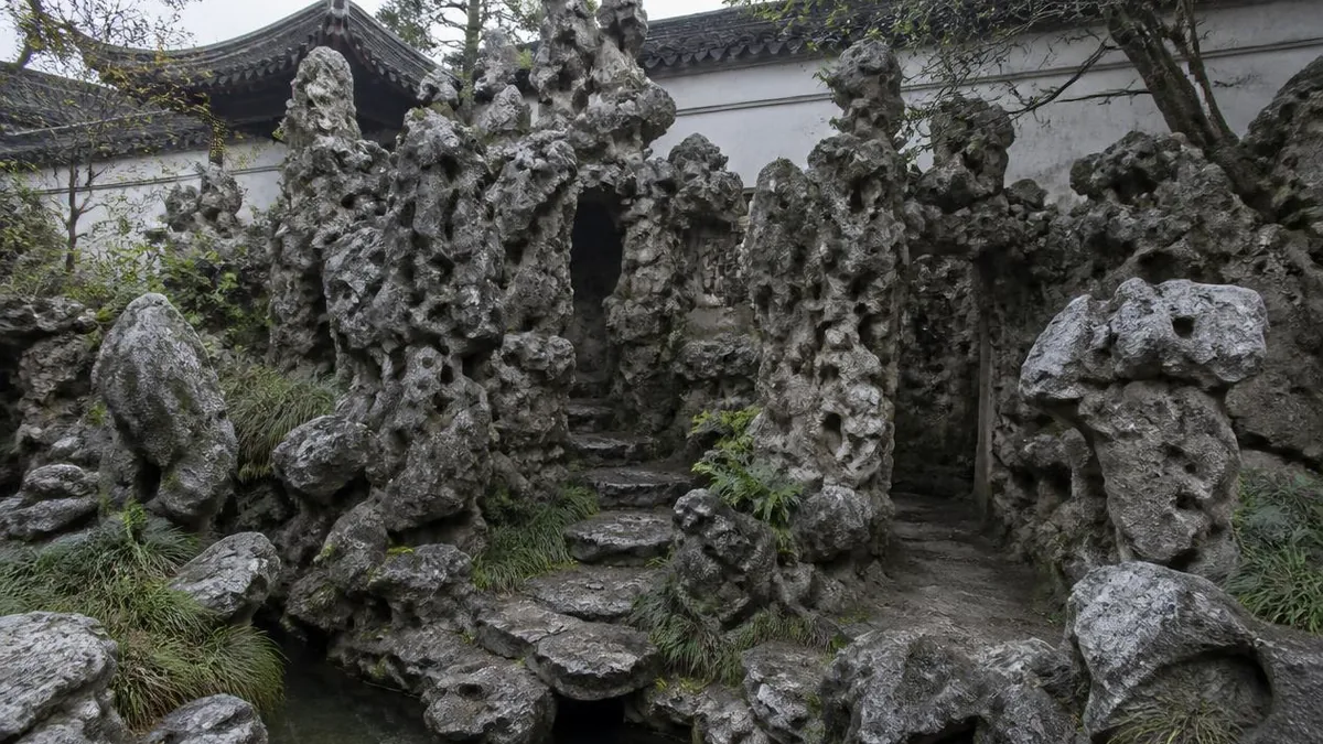 Lion Grove Garden: The One Where the Rocks Won