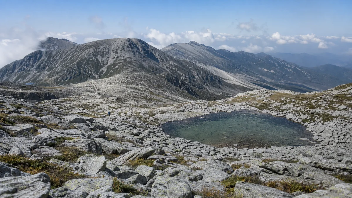 Mount Taibai: Climb through the Qinling's Climate