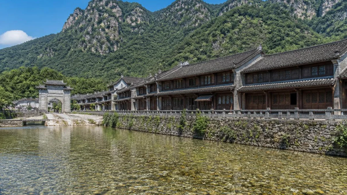 Xikou and Tengtou: A Birthplace, a Buddha and a Model Village on One Ticket